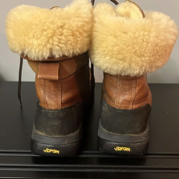 UGG Adirondack III Waterproof boots Size 10 Fisherman Core B93 - Picture 6 of 10